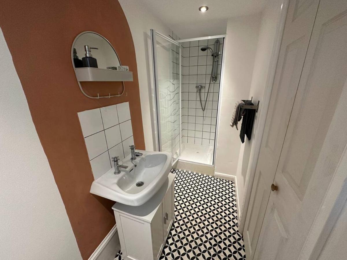 Cozy 1 Bedroom Flat The Snug *